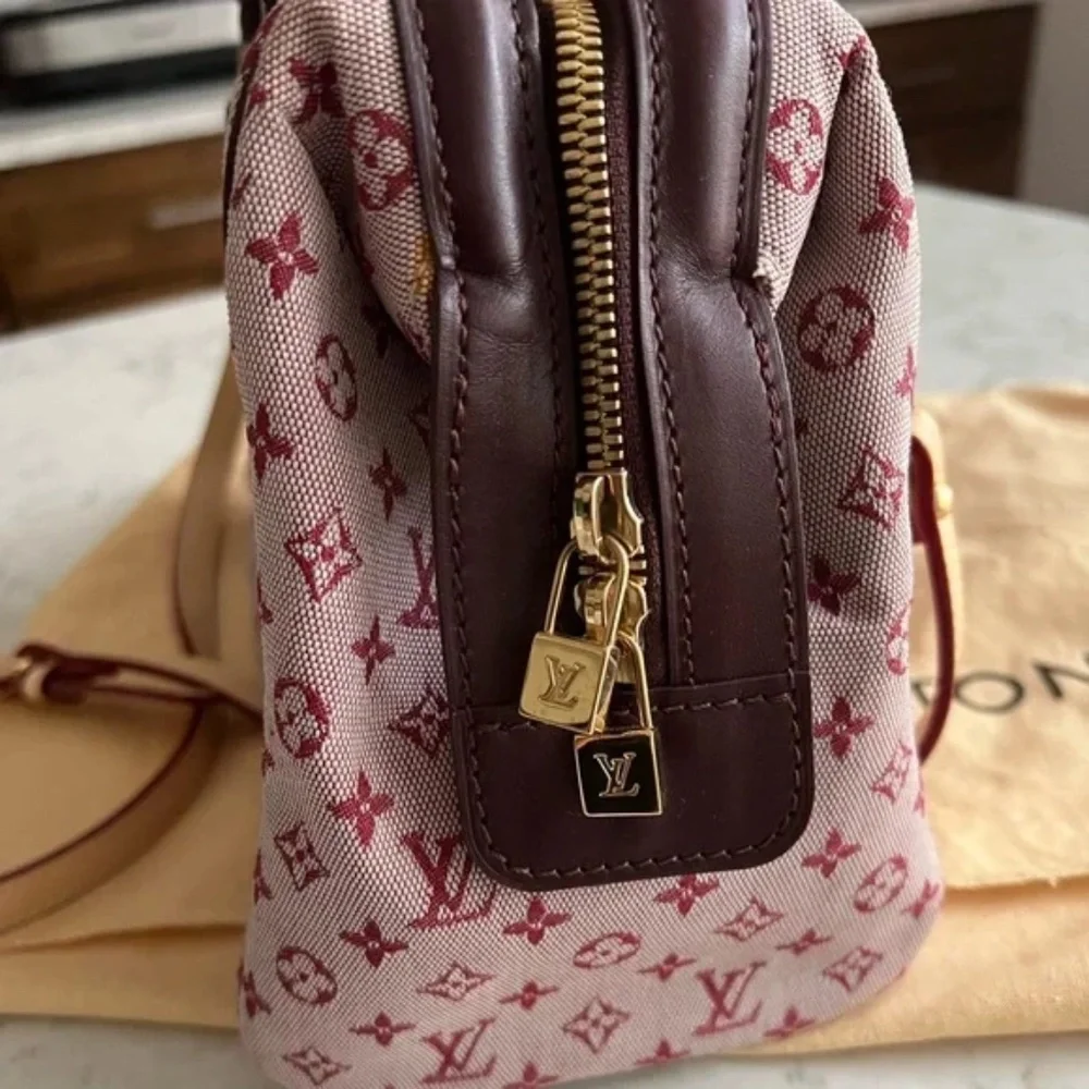 Authentic Louis Vuitton Josephine PM Monogram Mini Lin handbag - Picture 7 of 11